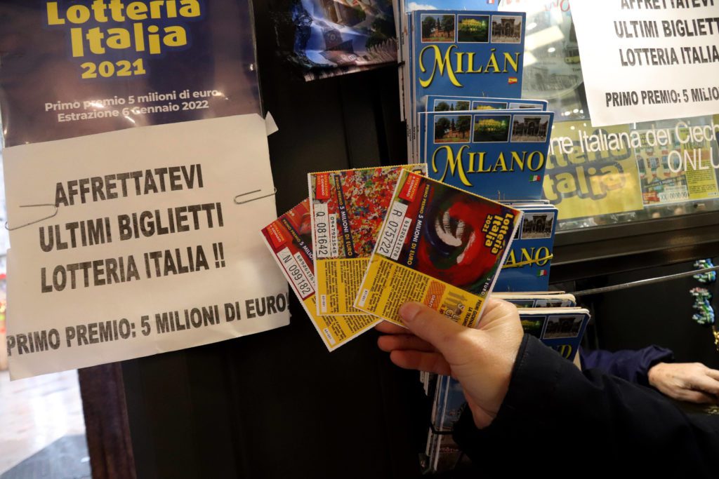 Lotteria Italia: venduto a Roma il biglietto da 5 milioni. Ecco tutti i  tagliandi vincenti 